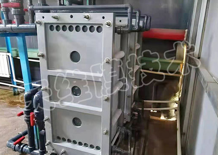 ����Ĥ������